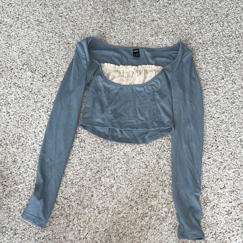 Only worn once blouse
